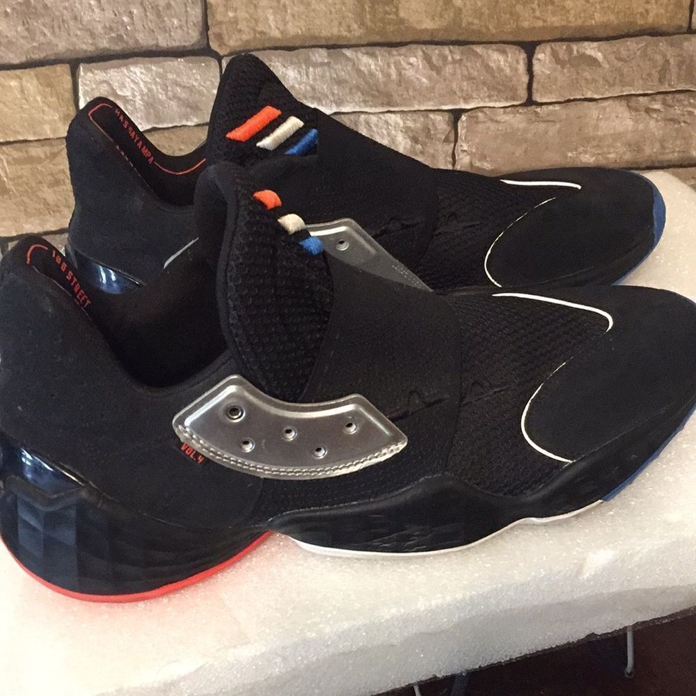 Adidas Harden  vol 4 Shoes